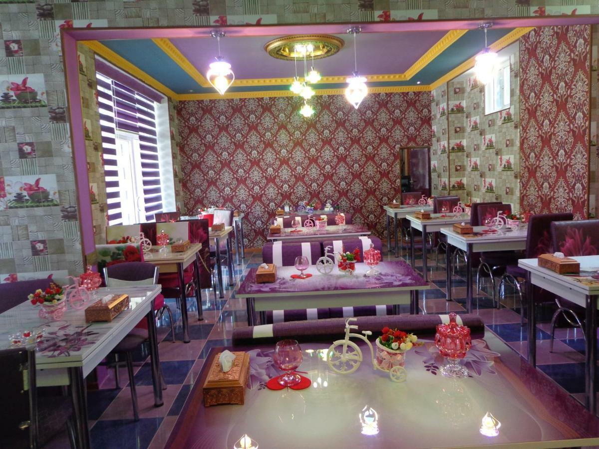 Bed and Breakfast Tubram S Ailəvi Qonaq Evi Şǝki Exterior foto