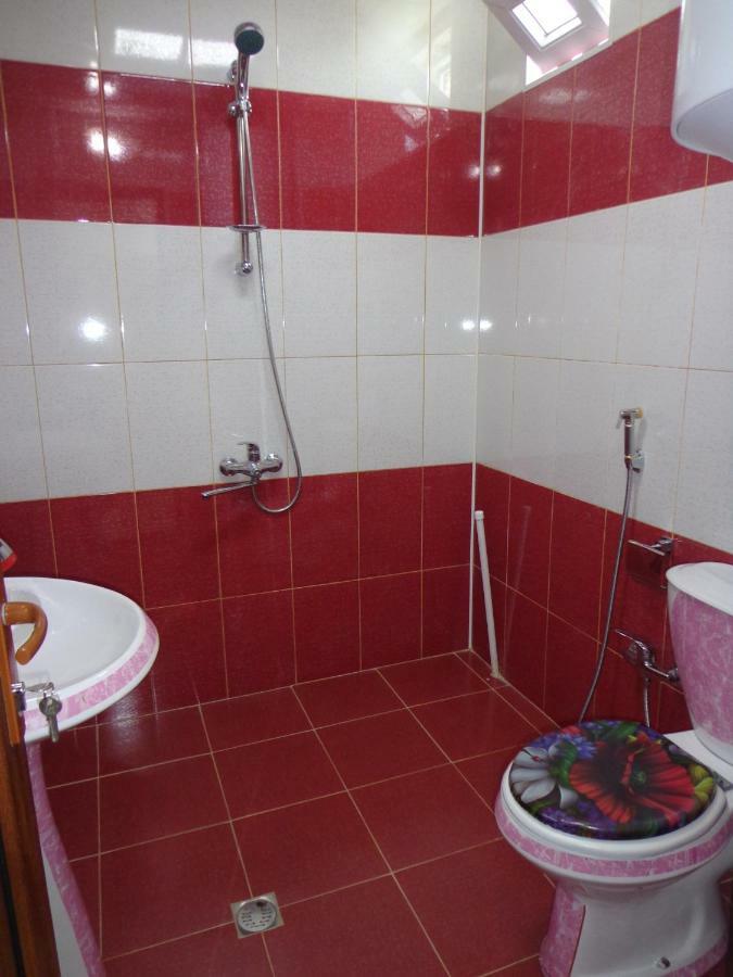 Bed and Breakfast Tubram S Ailəvi Qonaq Evi Şǝki Exterior foto